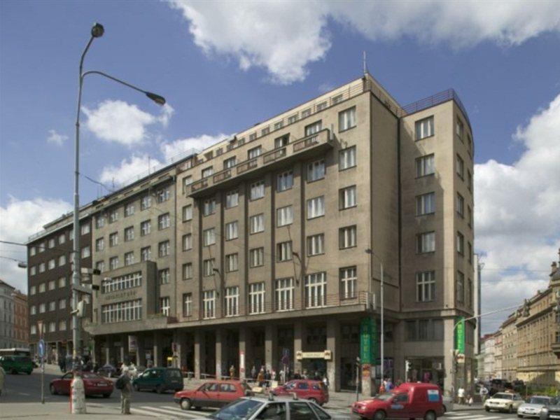 Hotel Legie Praga Exterior foto